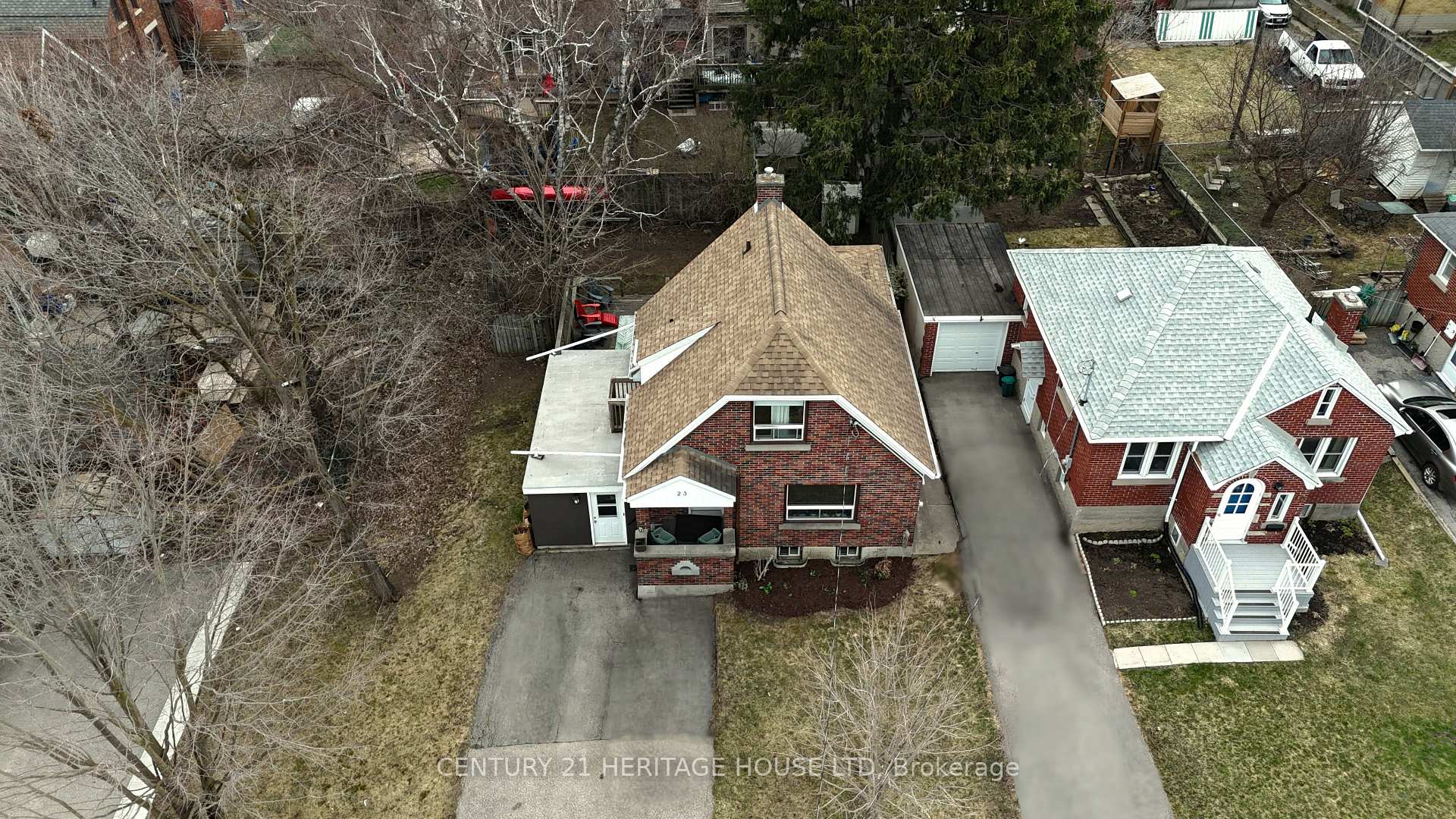 Photo 40 of 23 Kennedy Avenue, Kitchener — HOMEH