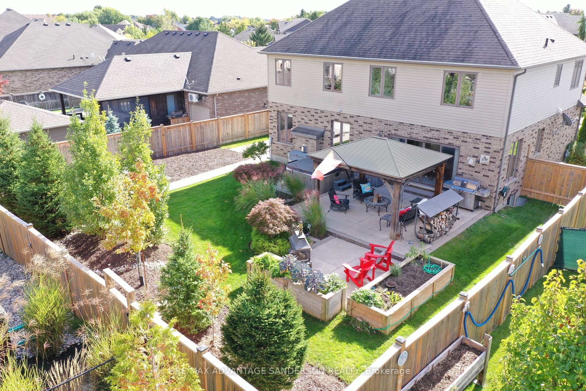 Photo 3 of 56 Blue Heron Drive, Middlesex Centre, Ilderton — HOMEH