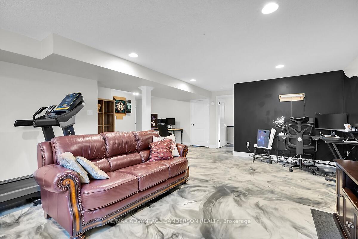 Photo 35 of 56 Blue Heron Drive, Middlesex Centre, Ilderton — HOMEH