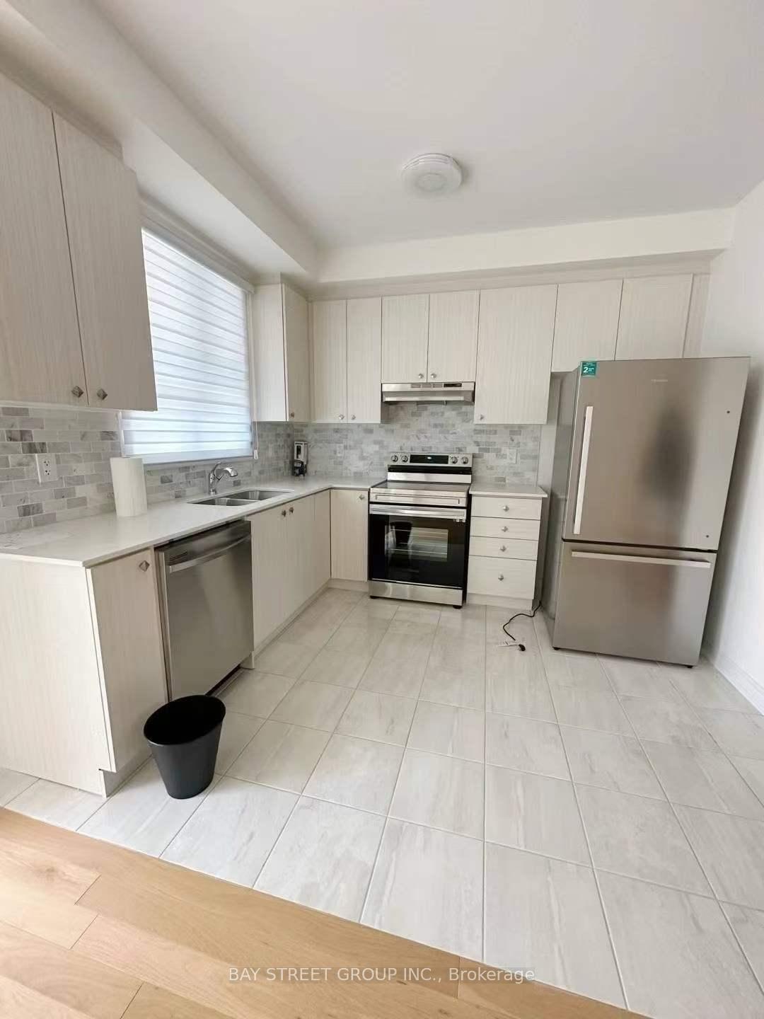 Photo 2 of 69 Imperial College Lane, Markham, Wismer — HOMEH