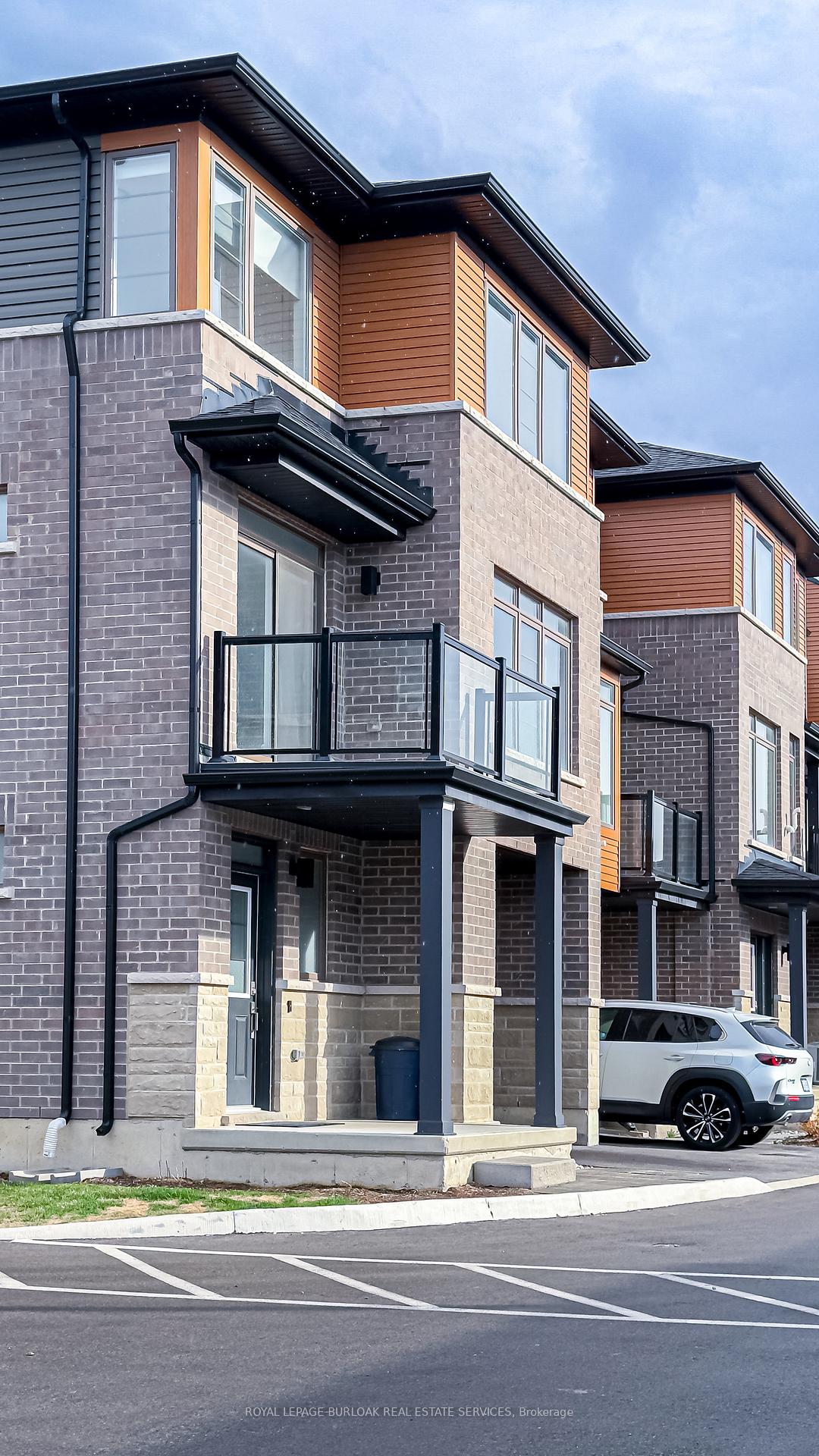 Photo 2 of Unit 80, 61 Soho Street, Hamilton, Stoney Creek Mountain — HOMEH