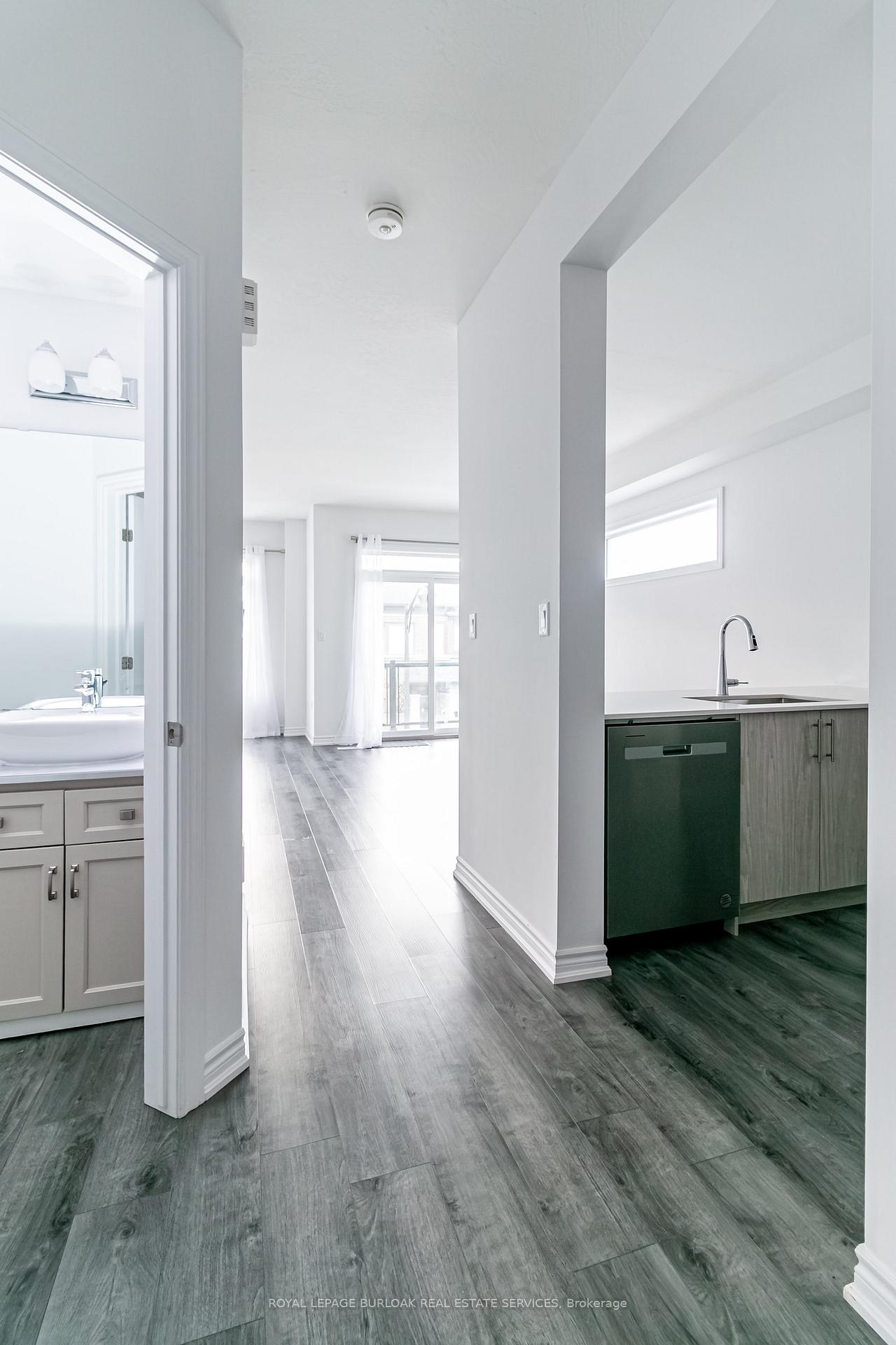 Photo 10 of Unit 80, 61 Soho Street, Hamilton, Stoney Creek Mountain — HOMEH