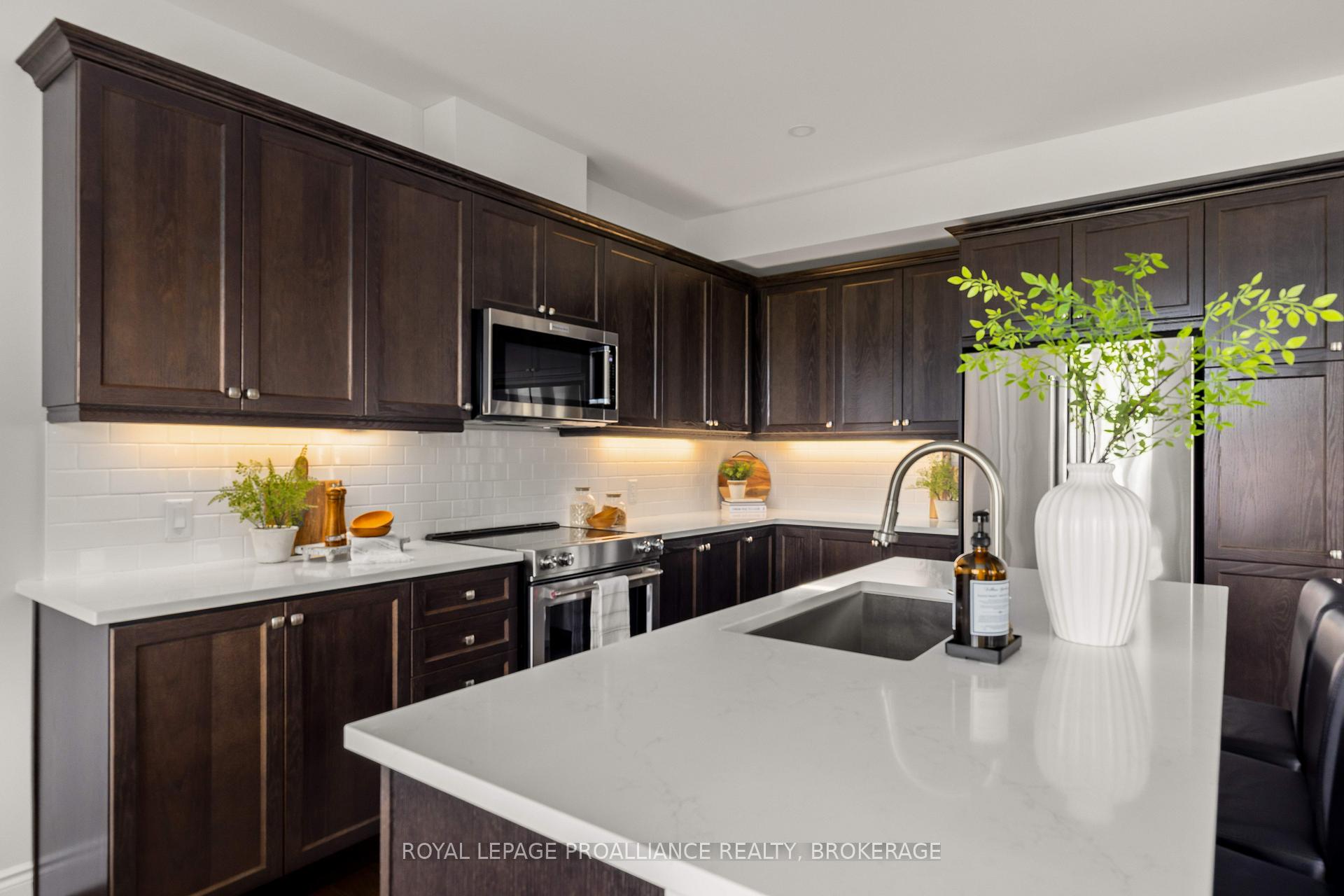 Photo 12 of 519 Beth Crescent, Kingston, City Northwest — HOMEH