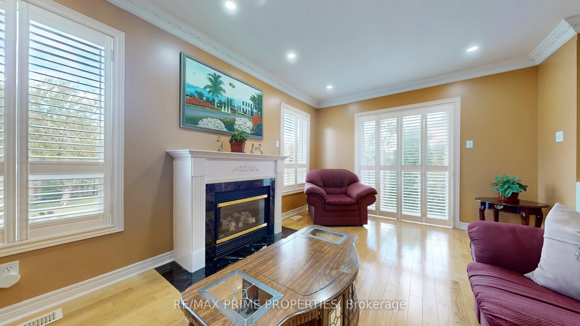 Photo 20 of 49 Rembrandt Drive, Markham, Village Green-South Unionville — HOMEH