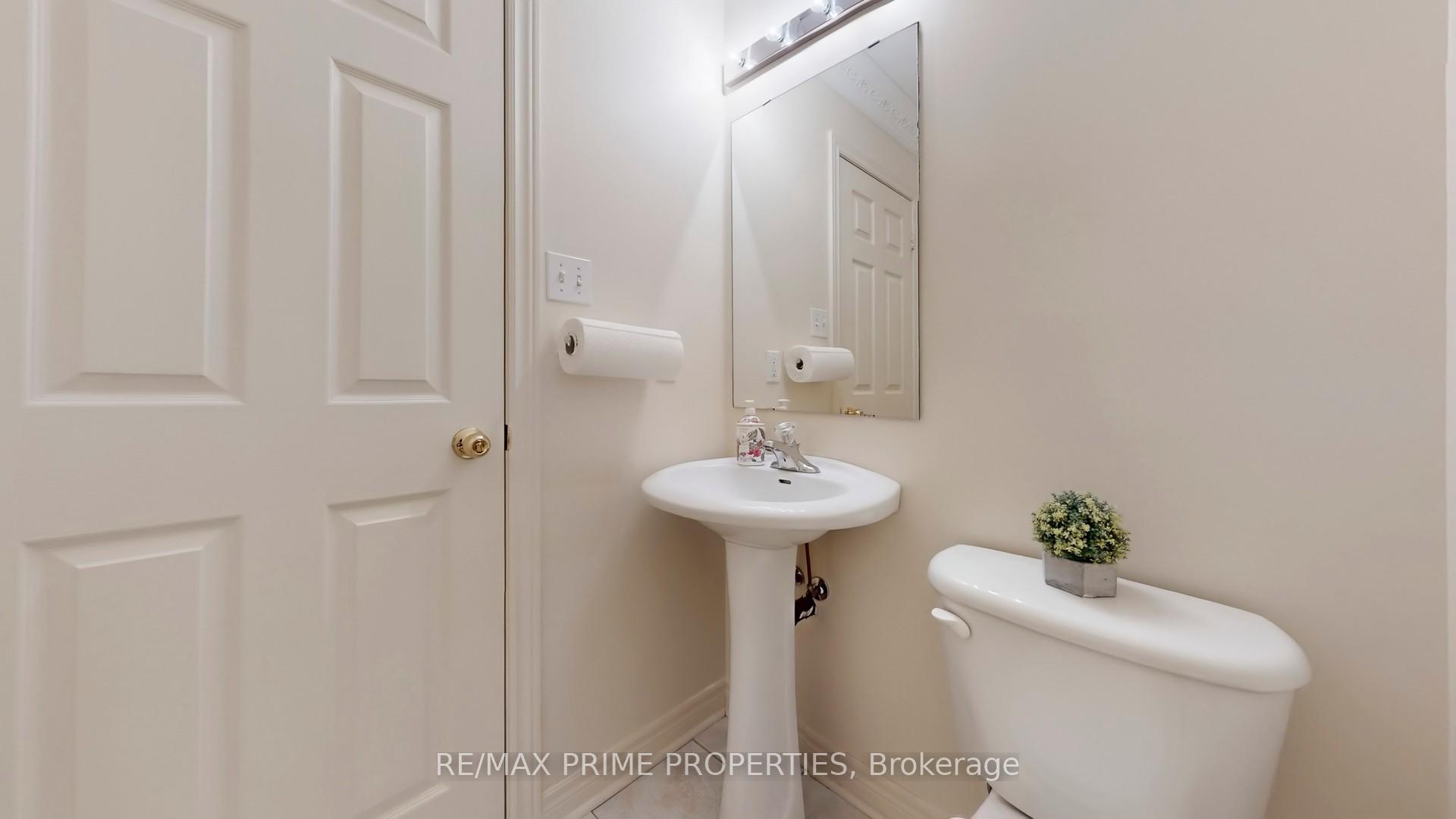 Photo 22 of 49 Rembrandt Drive, Markham, Village Green-South Unionville — HOMEH