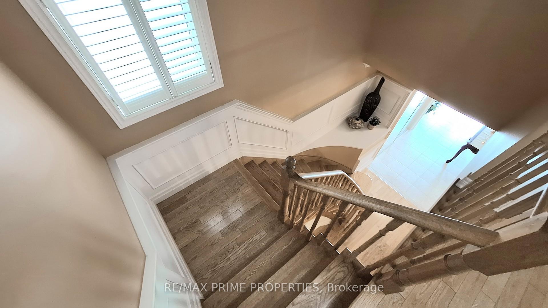 Photo 23 of 49 Rembrandt Drive, Markham, Village Green-South Unionville — HOMEH