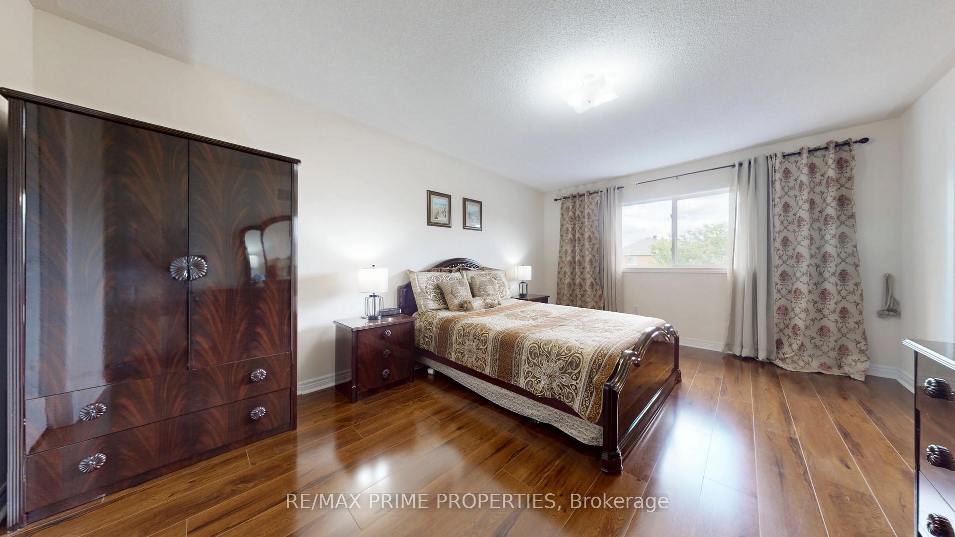 Photo 24 of 49 Rembrandt Drive, Markham, Village Green-South Unionville — HOMEH