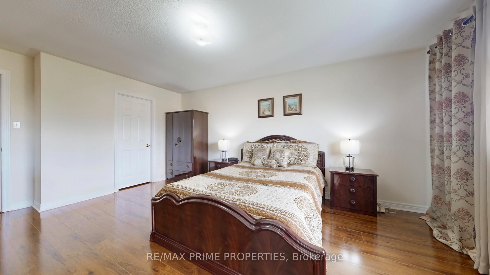 Photo 25 of 49 Rembrandt Drive, Markham, Village Green-South Unionville — HOMEH