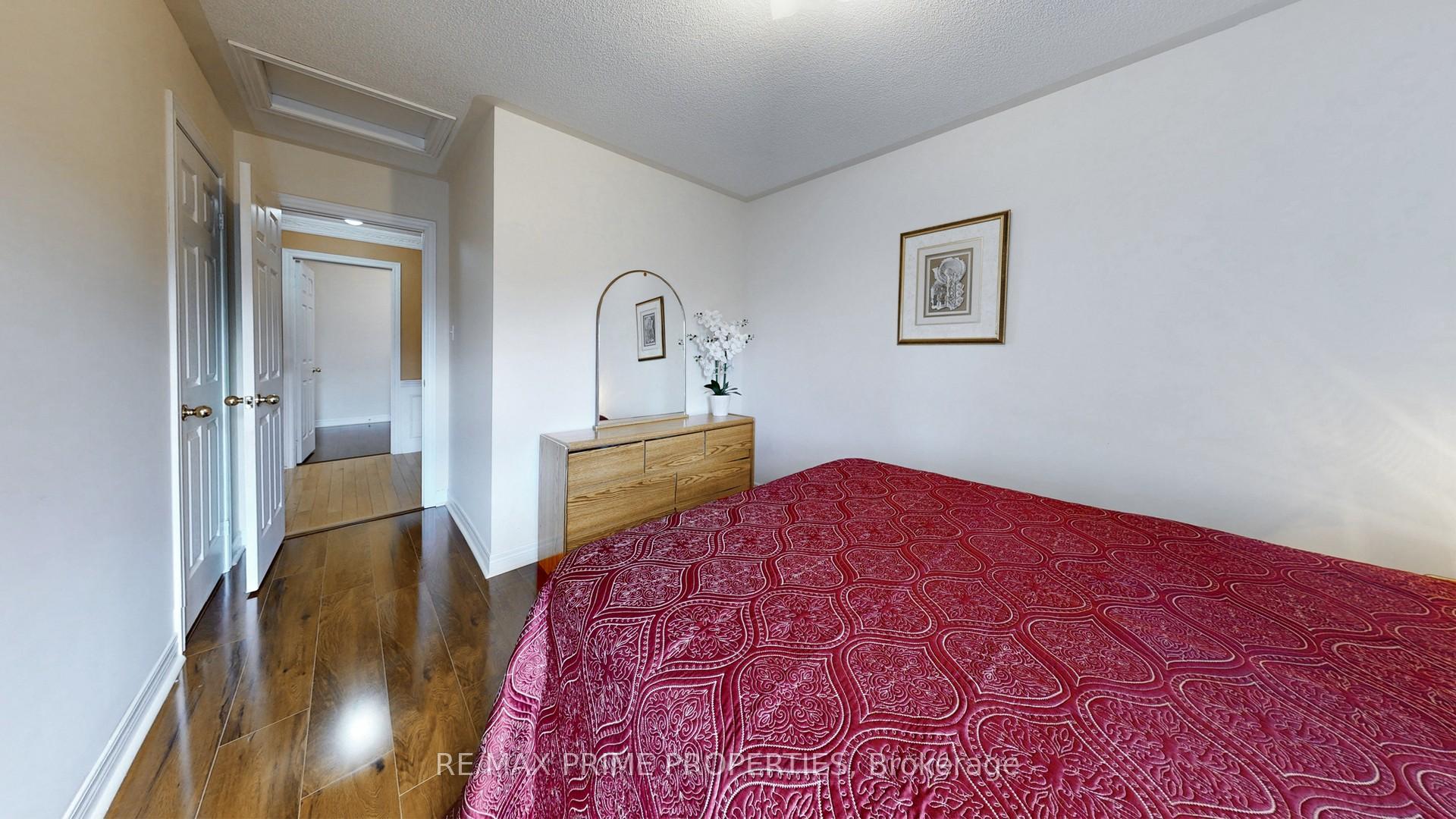 Photo 30 of 49 Rembrandt Drive, Markham, Village Green-South Unionville — HOMEH