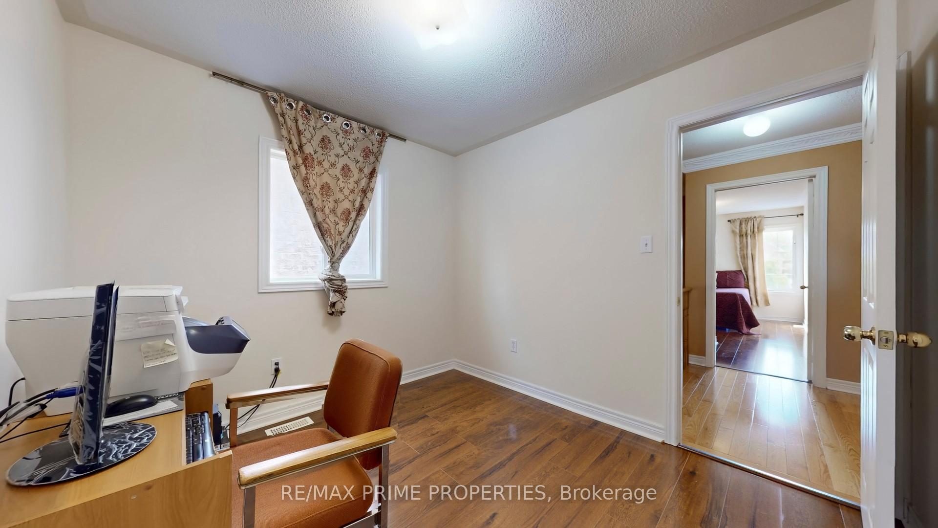 Photo 32 of 49 Rembrandt Drive, Markham, Village Green-South Unionville — HOMEH