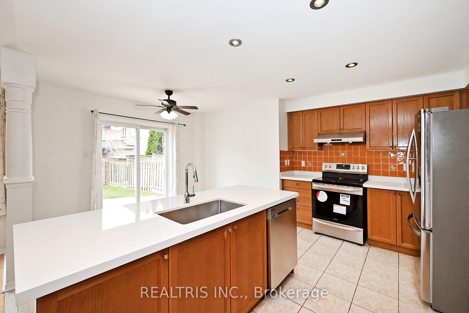 Photo 10 of 220 Fred Mclaren Boulevard, Markham, Wismer — HOMEH