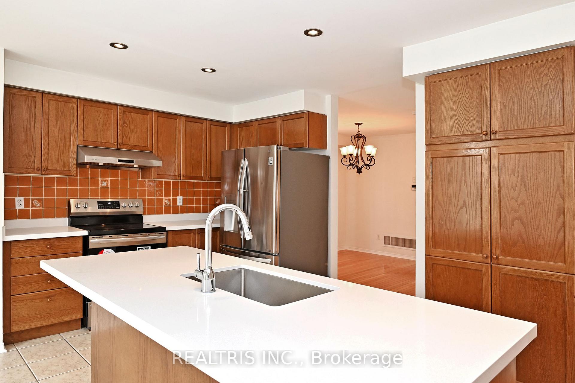 Photo 11 of 220 Fred Mclaren Boulevard, Markham, Wismer — HOMEH