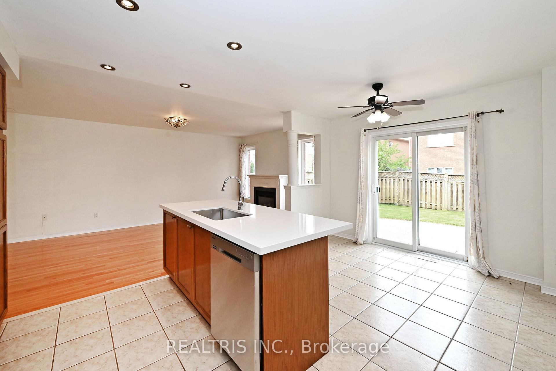 Photo 13 of 220 Fred Mclaren Boulevard, Markham, Wismer — HOMEH