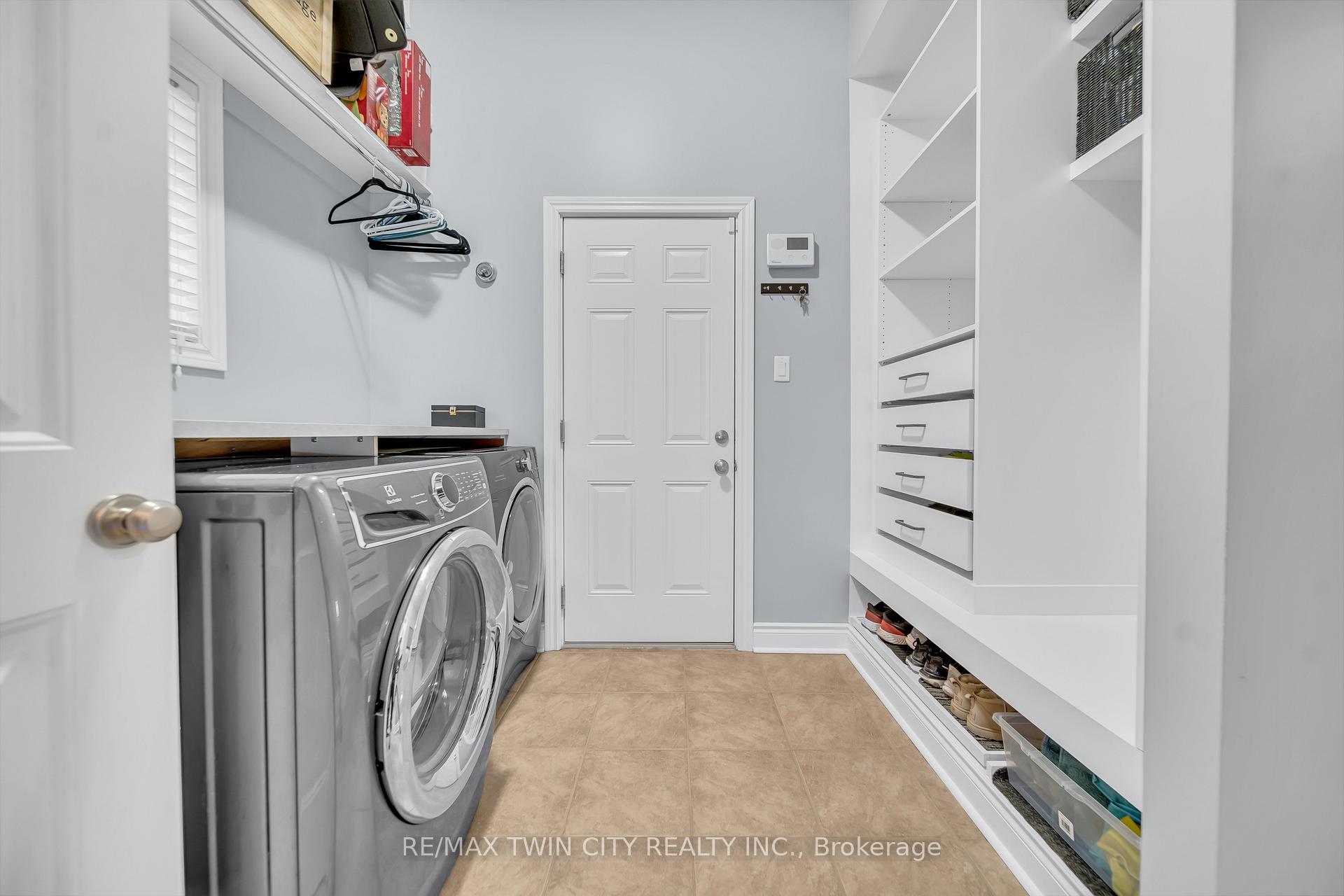 Photo 17 of 941 Audrey Place, Kitchener — HOMEH