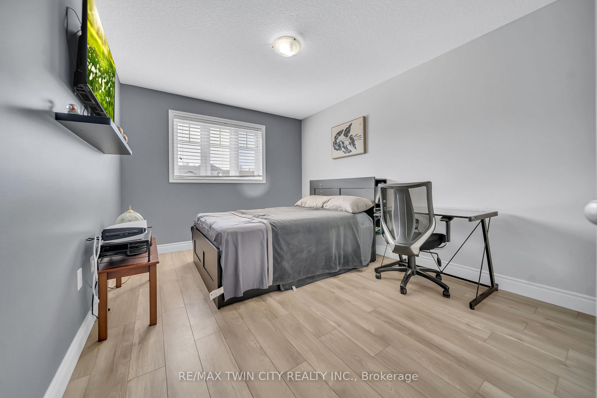 Photo 25 of 941 Audrey Place, Kitchener — HOMEH