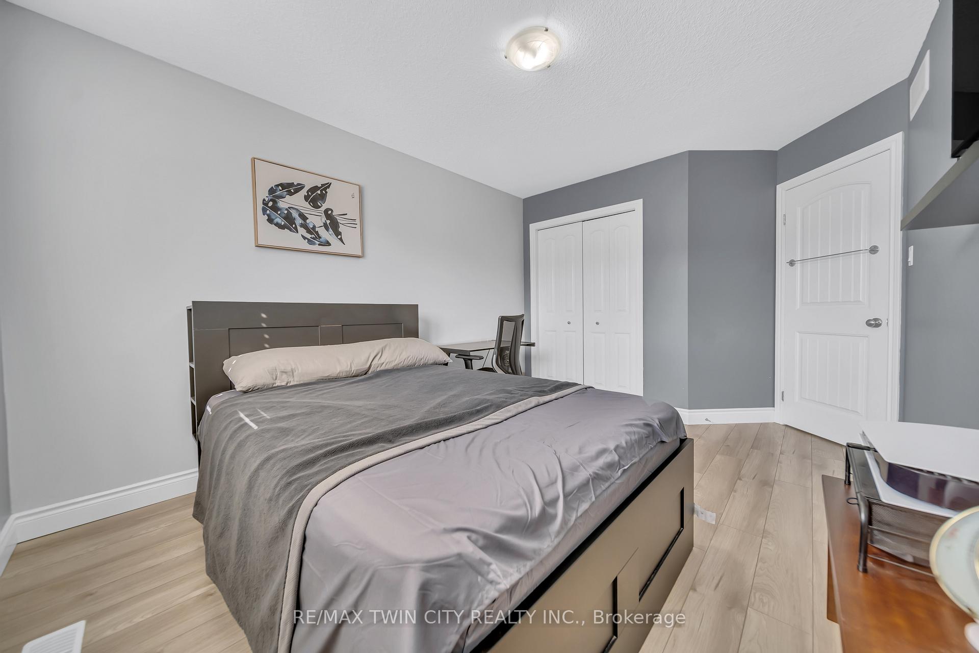 Photo 26 of 941 Audrey Place, Kitchener — HOMEH