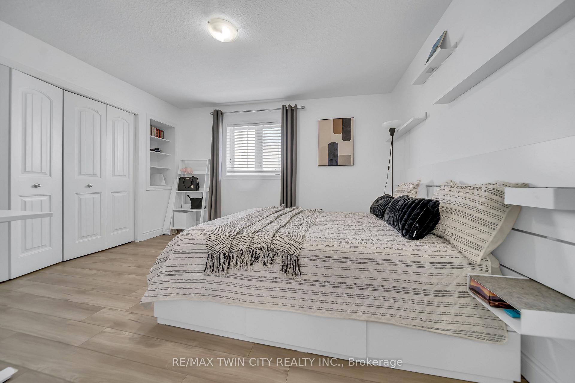 Photo 31 of 941 Audrey Place, Kitchener — HOMEH