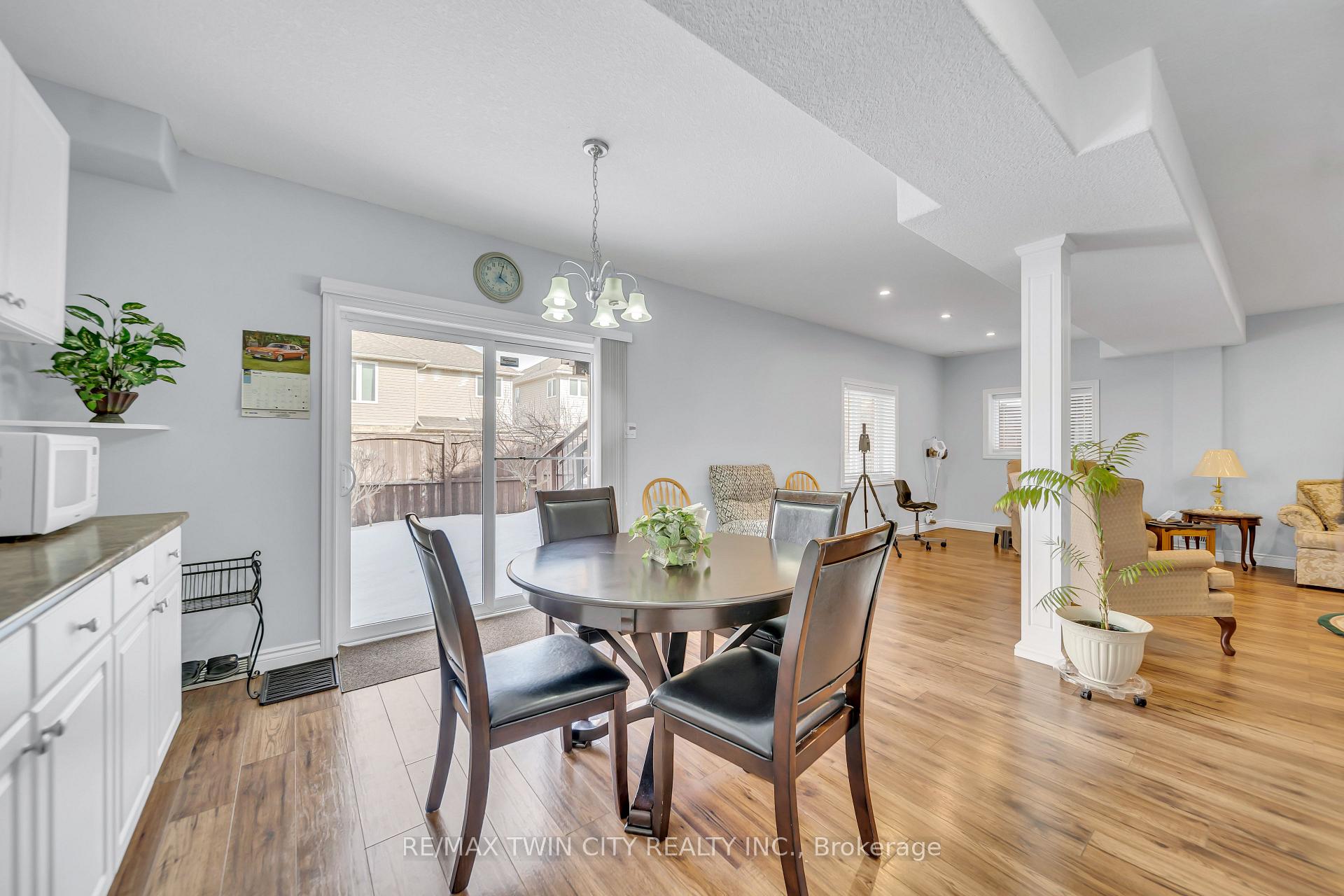 Photo 38 of 941 Audrey Place, Kitchener — HOMEH