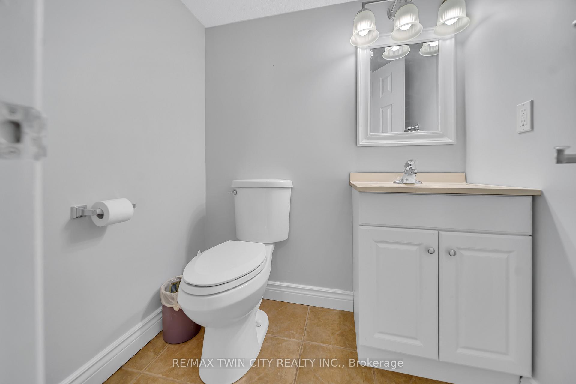 Photo 40 of 941 Audrey Place, Kitchener — HOMEH