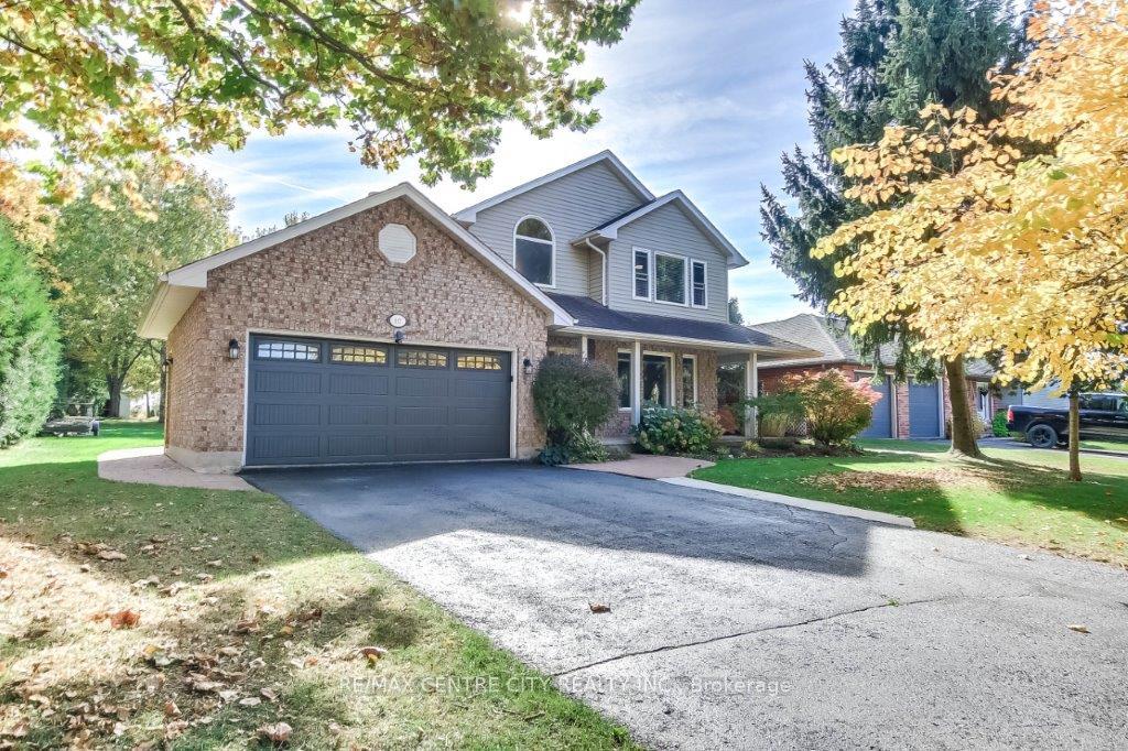 Photo 2 of 117 Brookfield Street, Middlesex Centre, Denfield — HOMEH