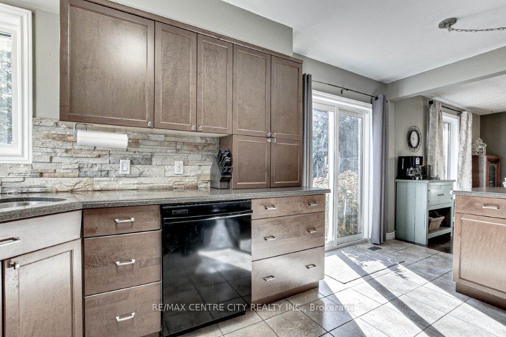 Photo 16 of 117 Brookfield Street, Middlesex Centre, Denfield — HOMEH