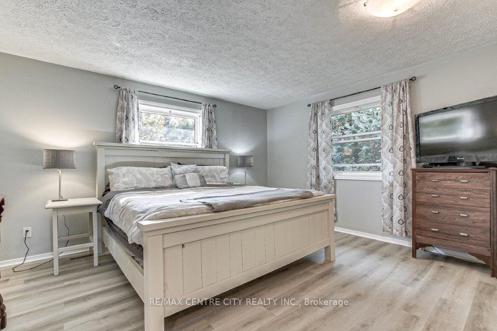 Photo 20 of 117 Brookfield Street, Middlesex Centre, Denfield — HOMEH