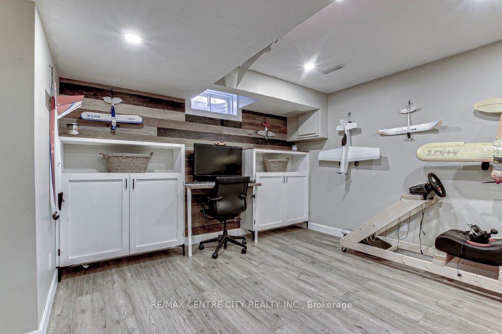 Photo 27 of 117 Brookfield Street, Middlesex Centre, Denfield — HOMEH