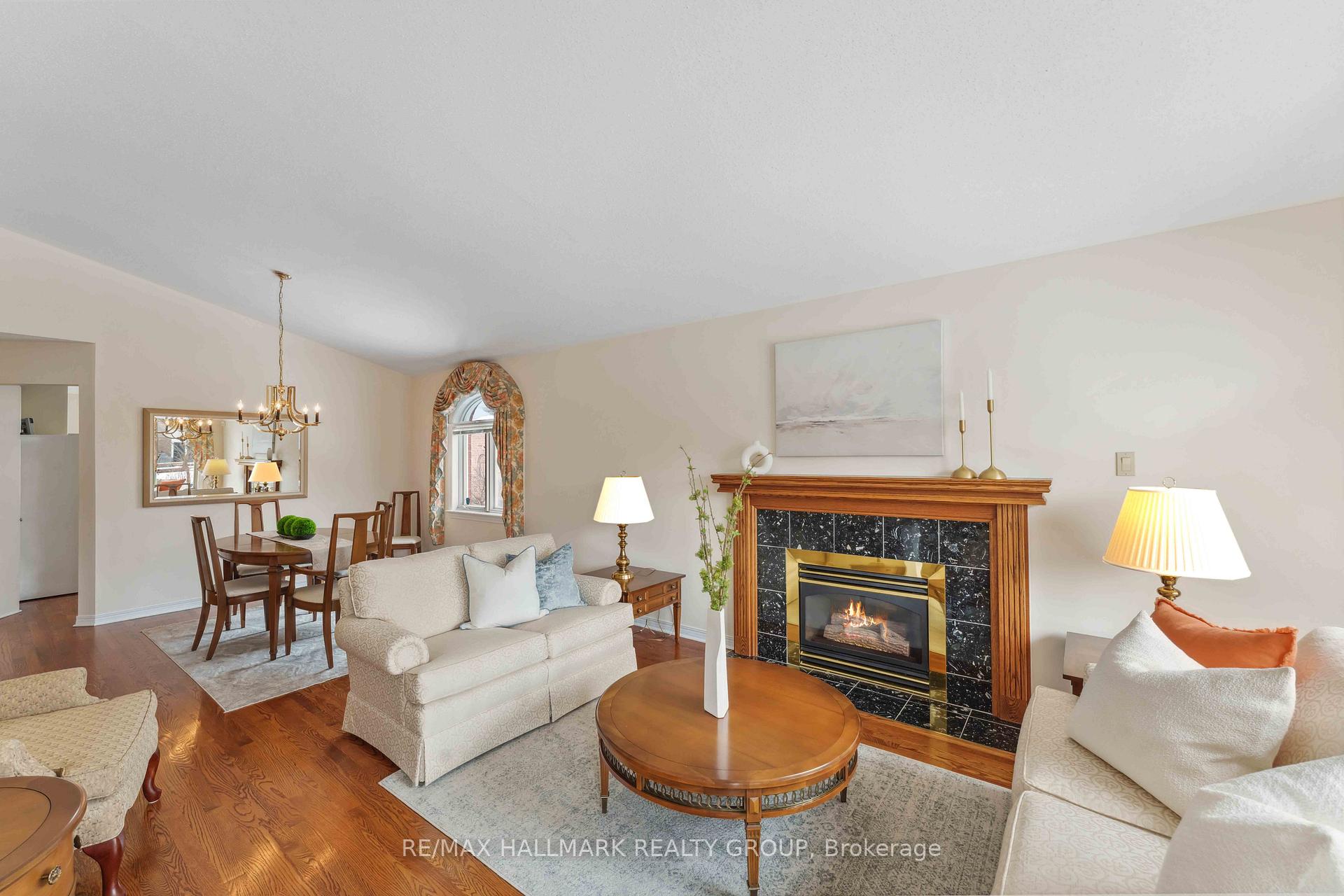 Photo 8 of 18 Partridge Drive, Ottawa, Kanata - Bridlewood — HOMEH