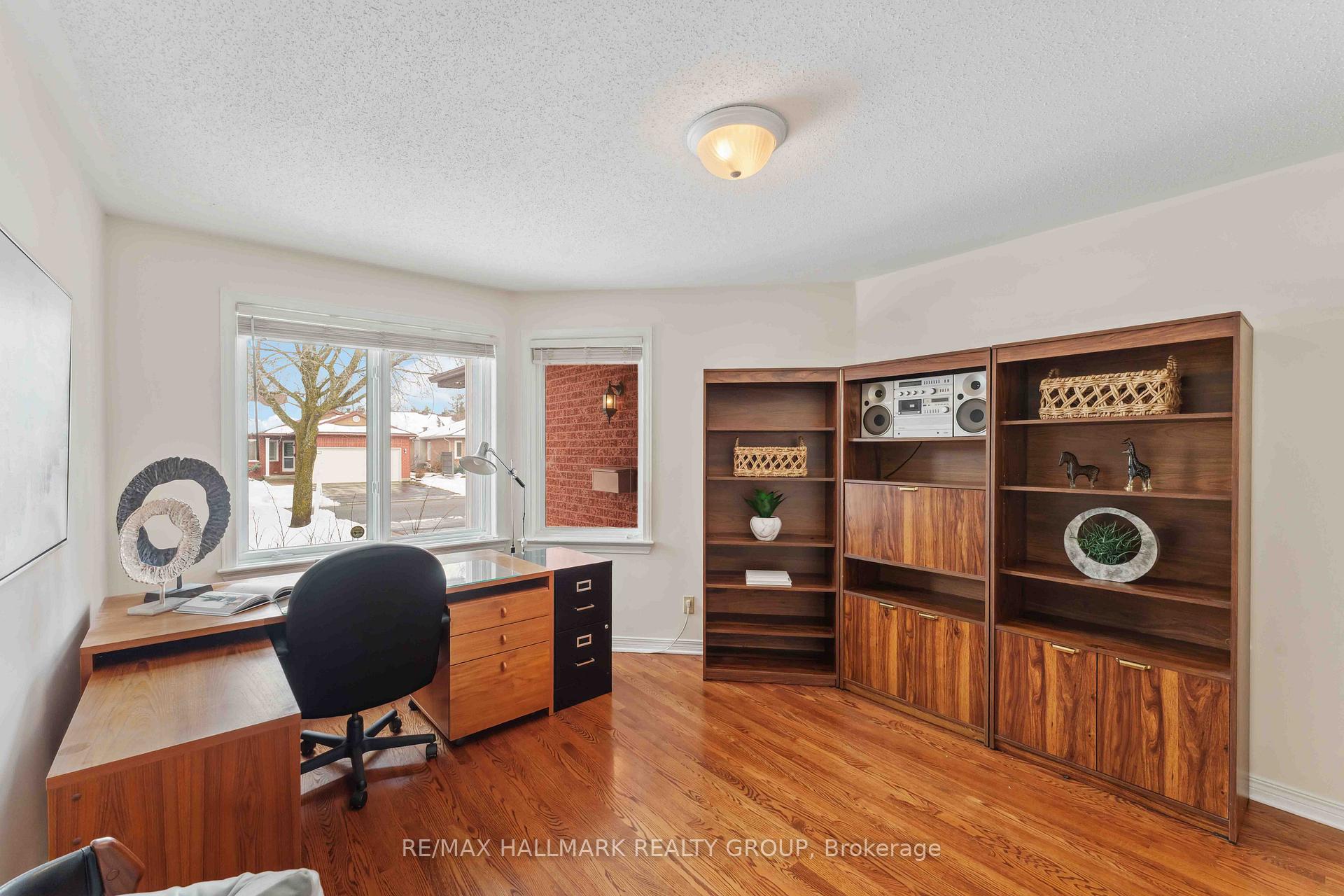 Photo 23 of 18 Partridge Drive, Ottawa, Kanata - Bridlewood — HOMEH