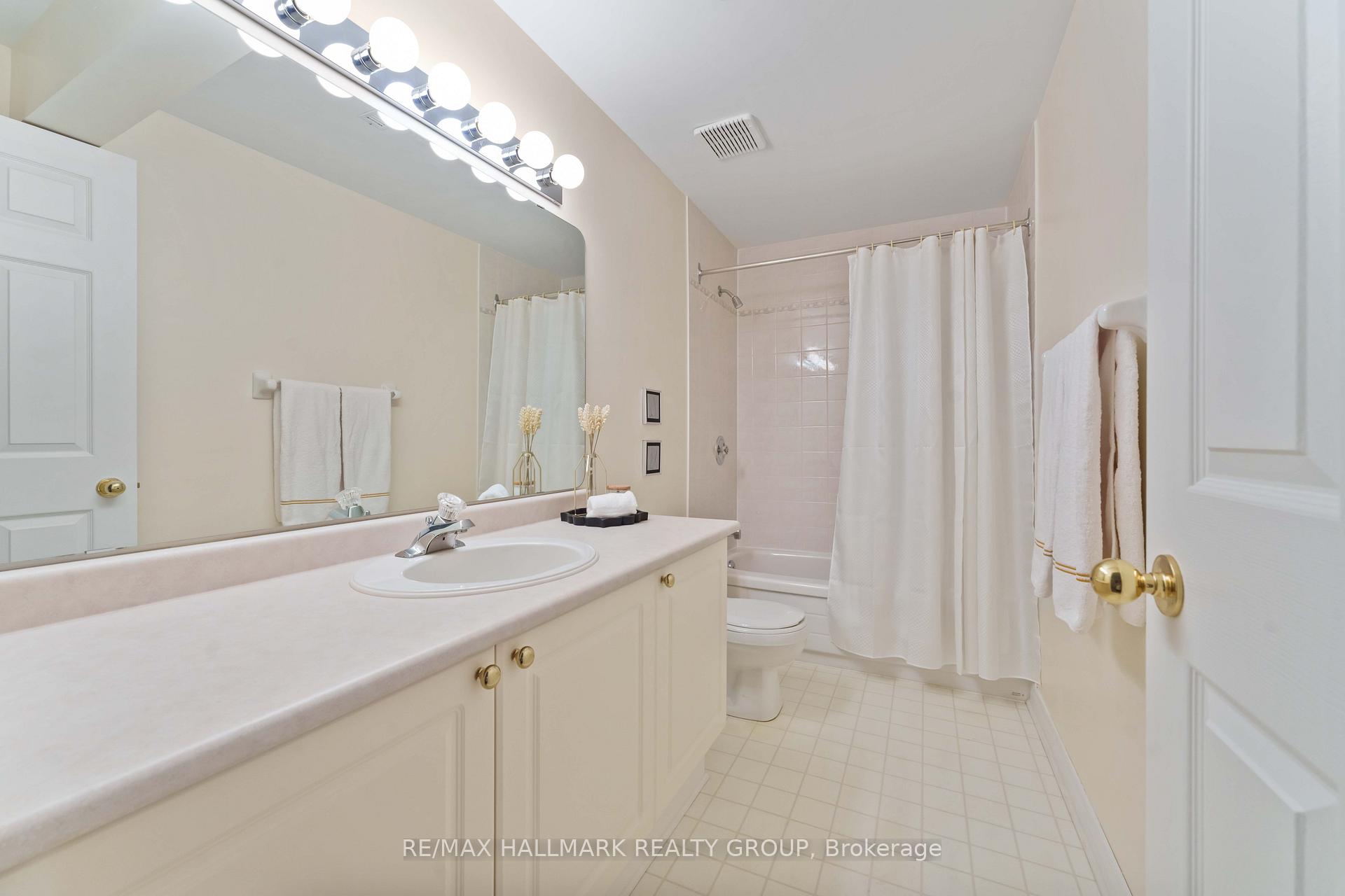 Photo 26 of 18 Partridge Drive, Ottawa, Kanata - Bridlewood — HOMEH