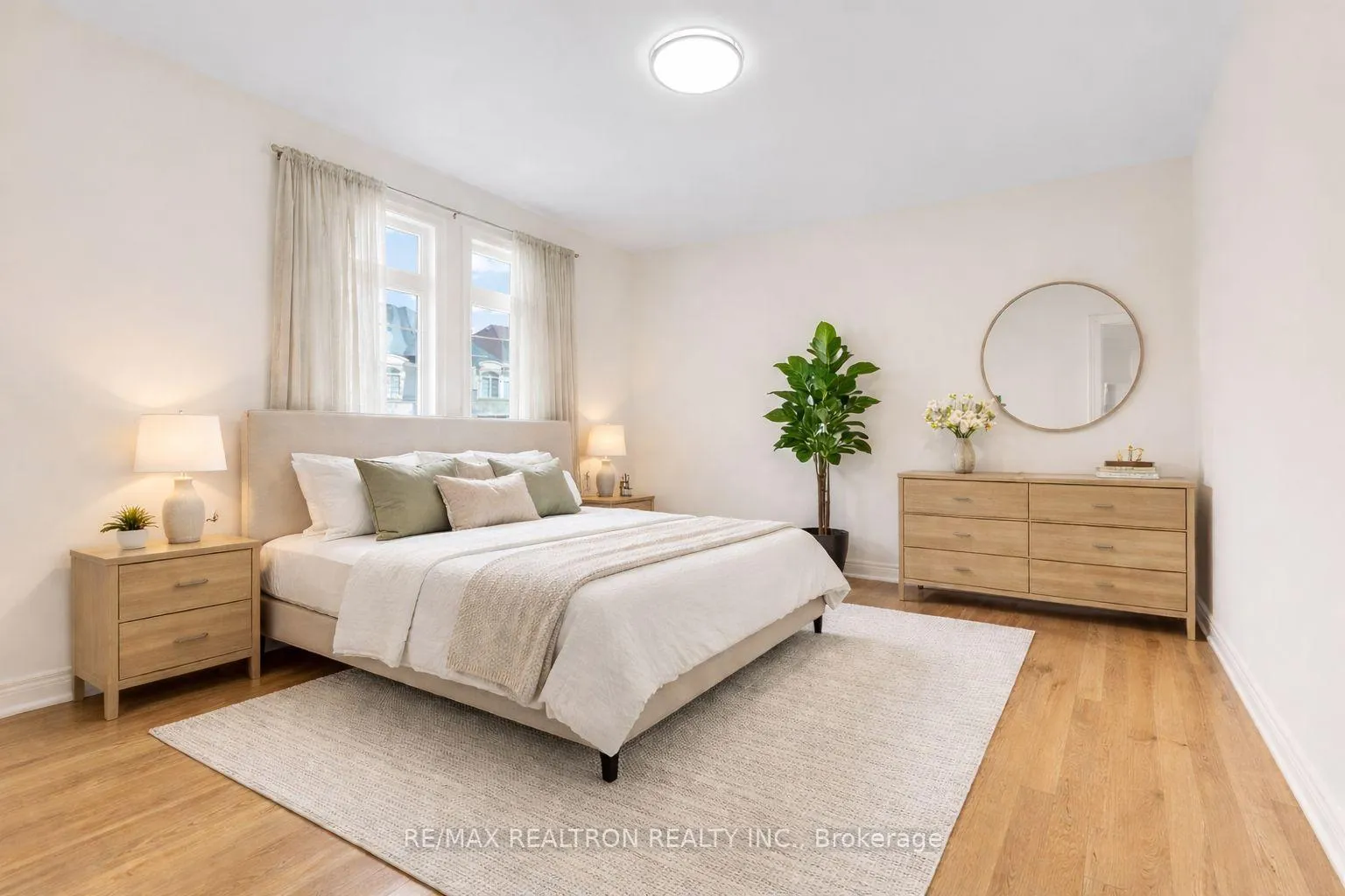 Photo 11 of 7 Aspy Court, Vaughan, Patterson — HOMEH