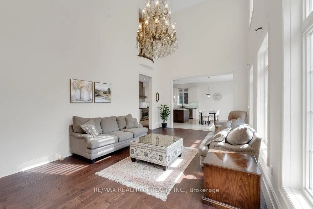 Photo 17 of 7 Aspy Court, Vaughan, Patterson — HOMEH