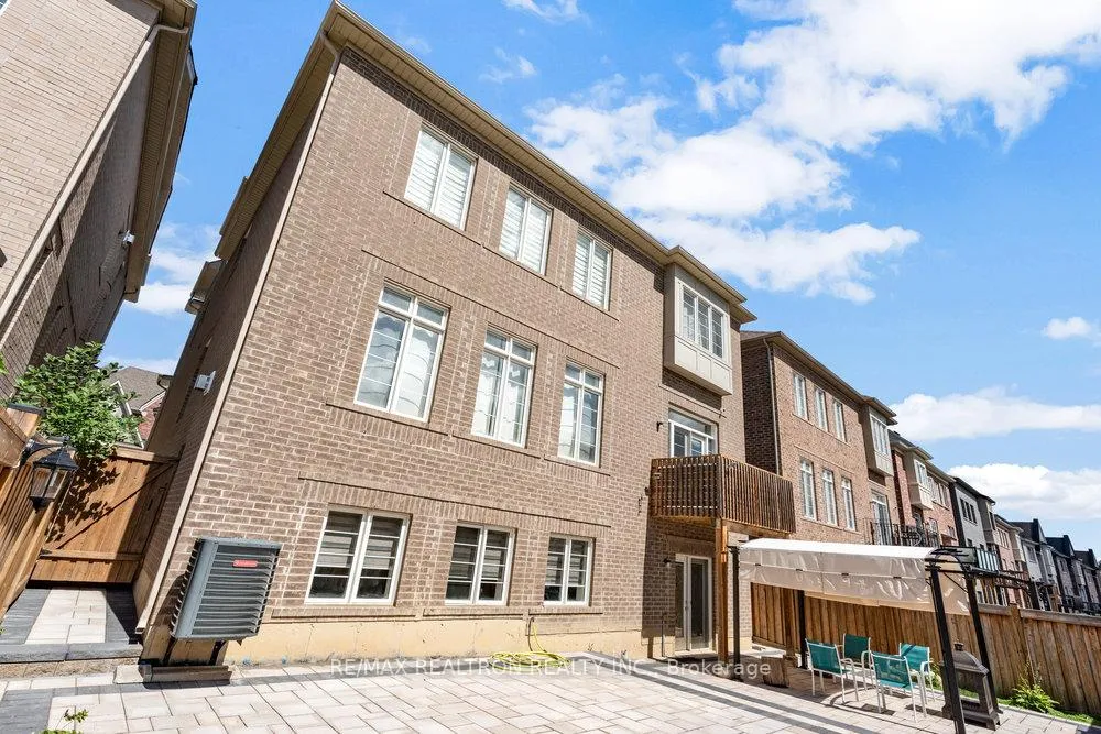 Photo 37 of 7 Aspy Court, Vaughan, Patterson — HOMEH