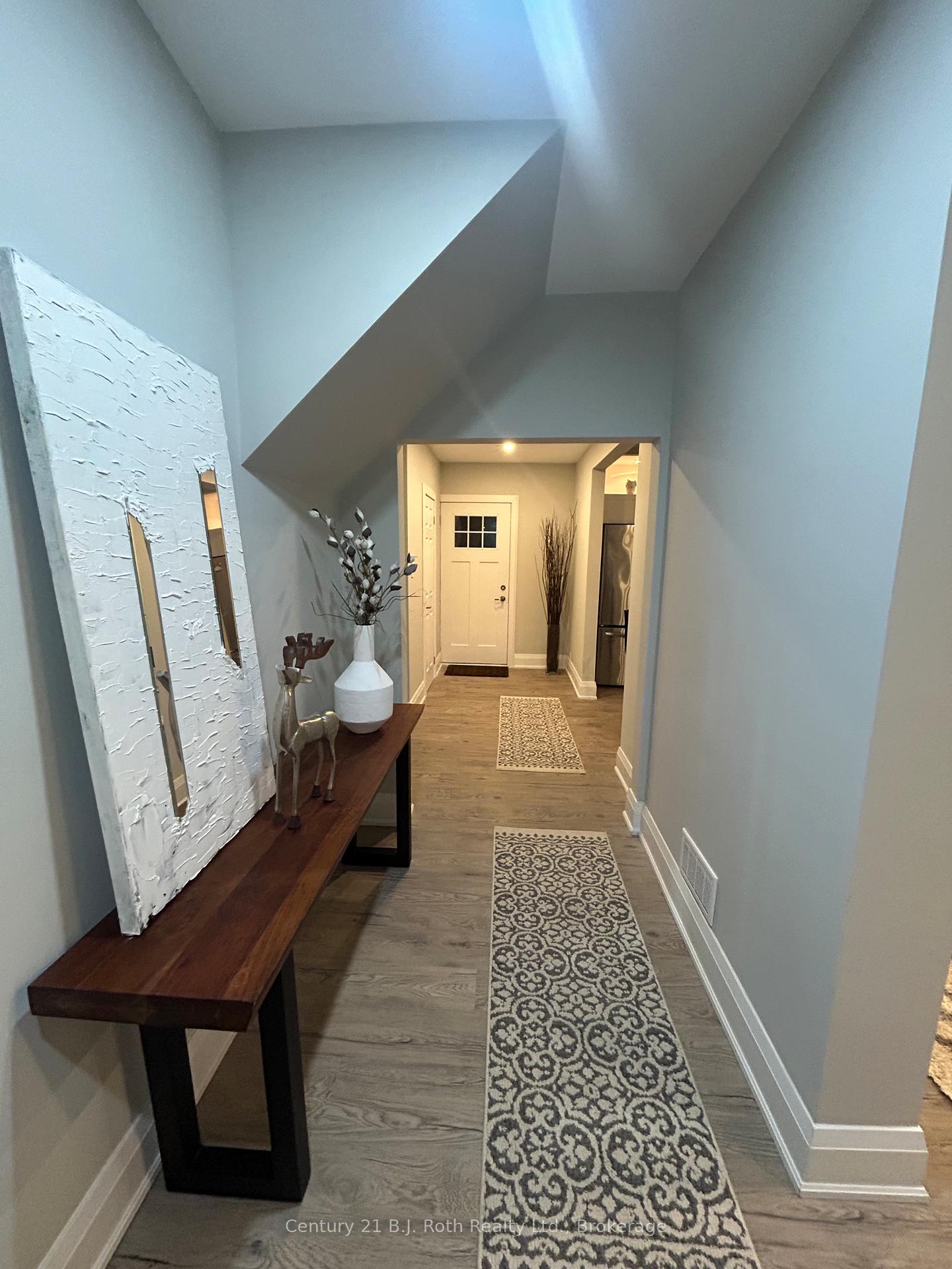 Photo 6 of 343 First Street, Midland — HOMEH