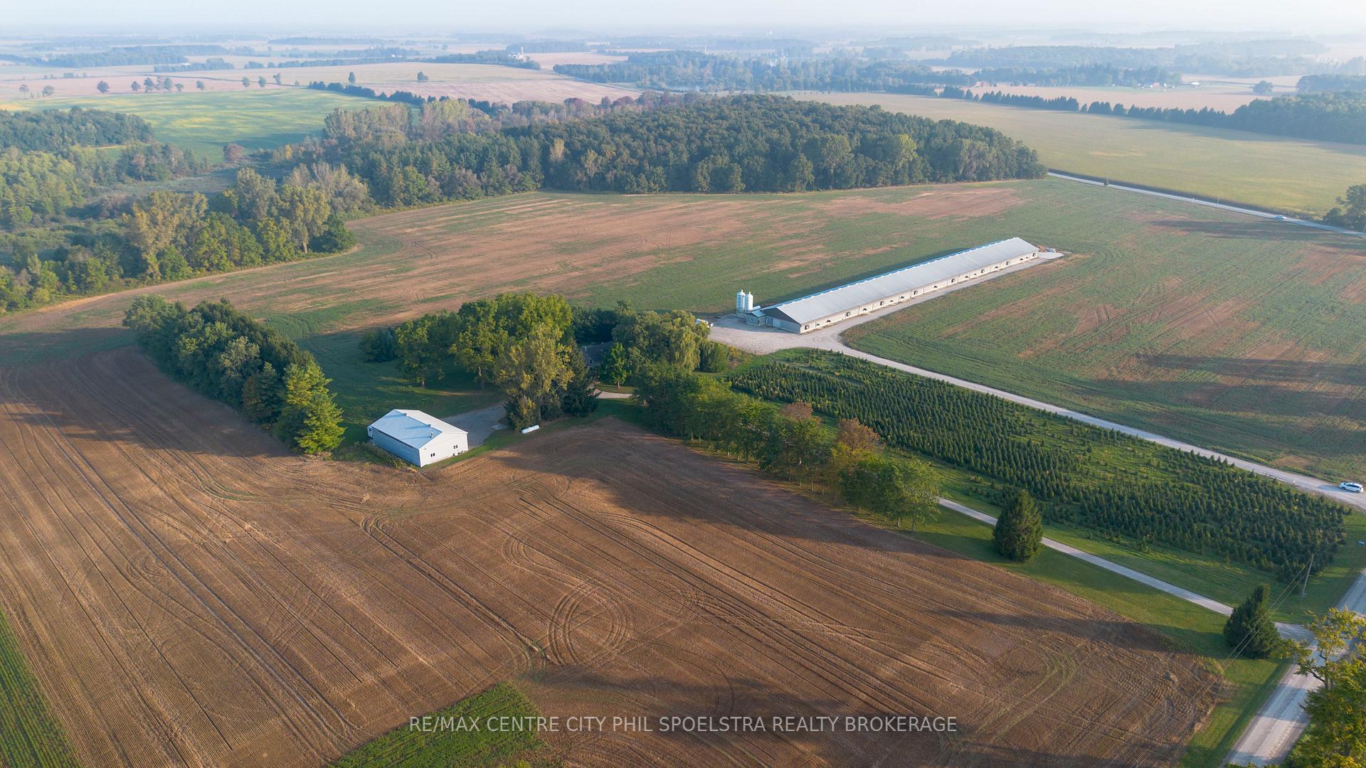 Photo 6 of 11892 Hedley Drive, Middlesex Centre, Rural Middlesex Centre — HOMEH