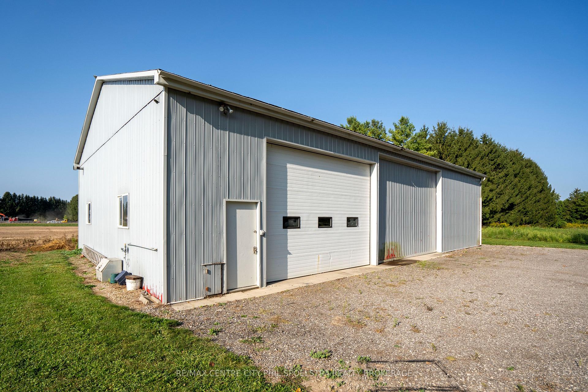 Photo 8 of 11892 Hedley Drive, Middlesex Centre, Rural Middlesex Centre — HOMEH