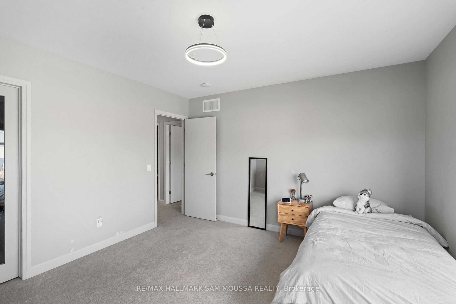 Photo 29 of 630 Bridleglen Crescent, Ottawa, Kanata - Emerald Meadows/Trailwest — HOMEH