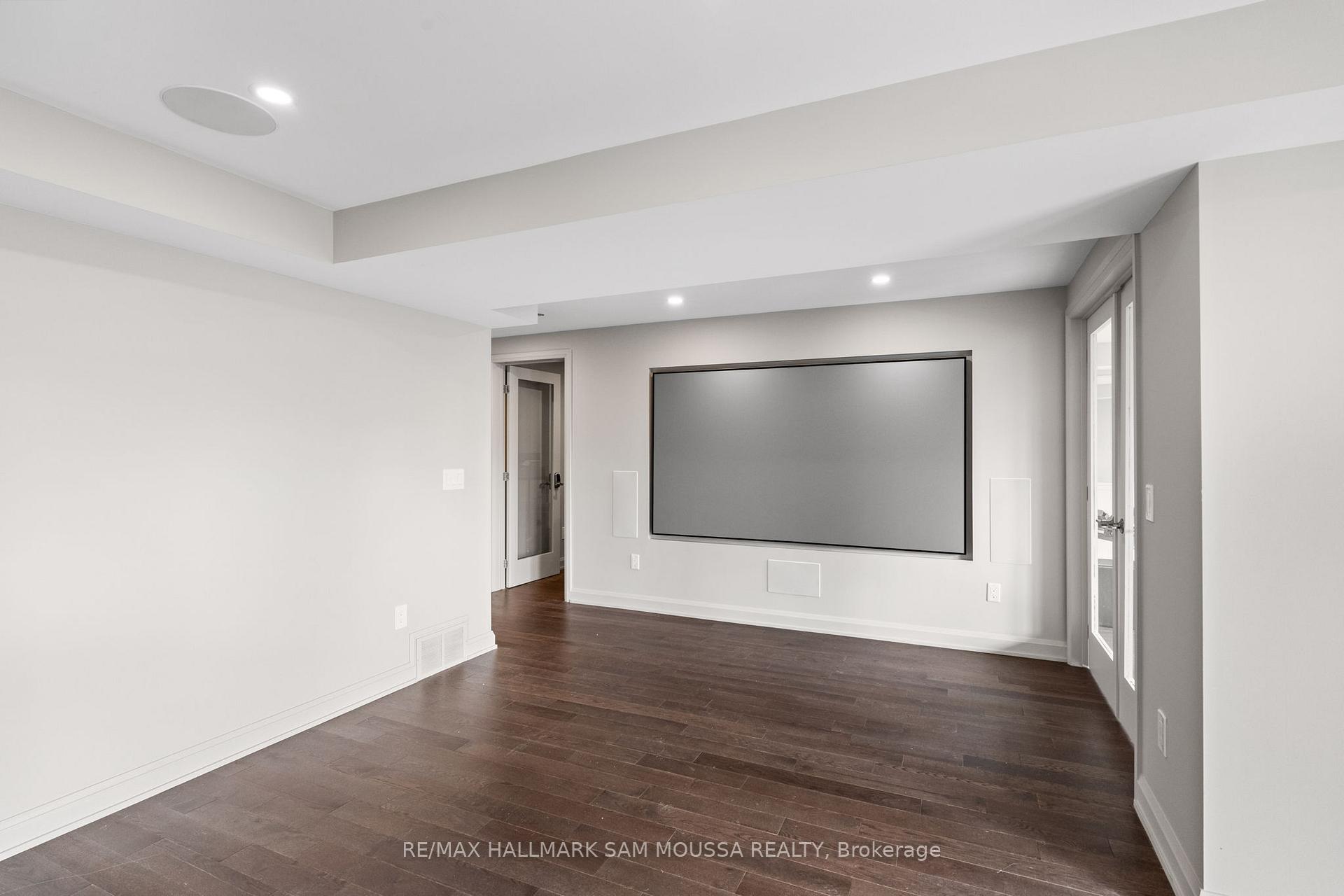 Photo 33 of 630 Bridleglen Crescent, Ottawa, Kanata - Emerald Meadows/Trailwest — HOMEH