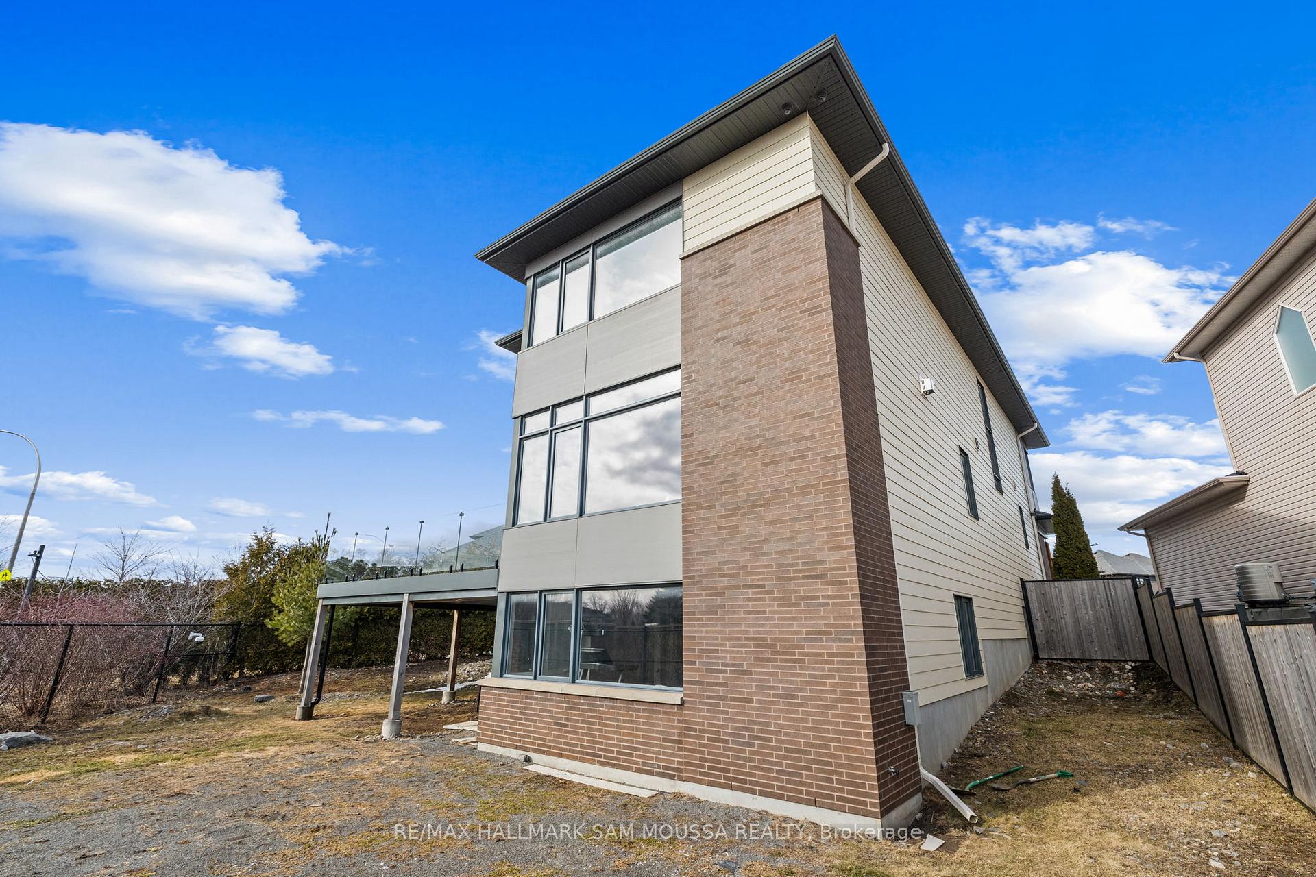 Photo 42 of 630 Bridleglen Crescent, Ottawa, Kanata - Emerald Meadows/Trailwest — HOMEH