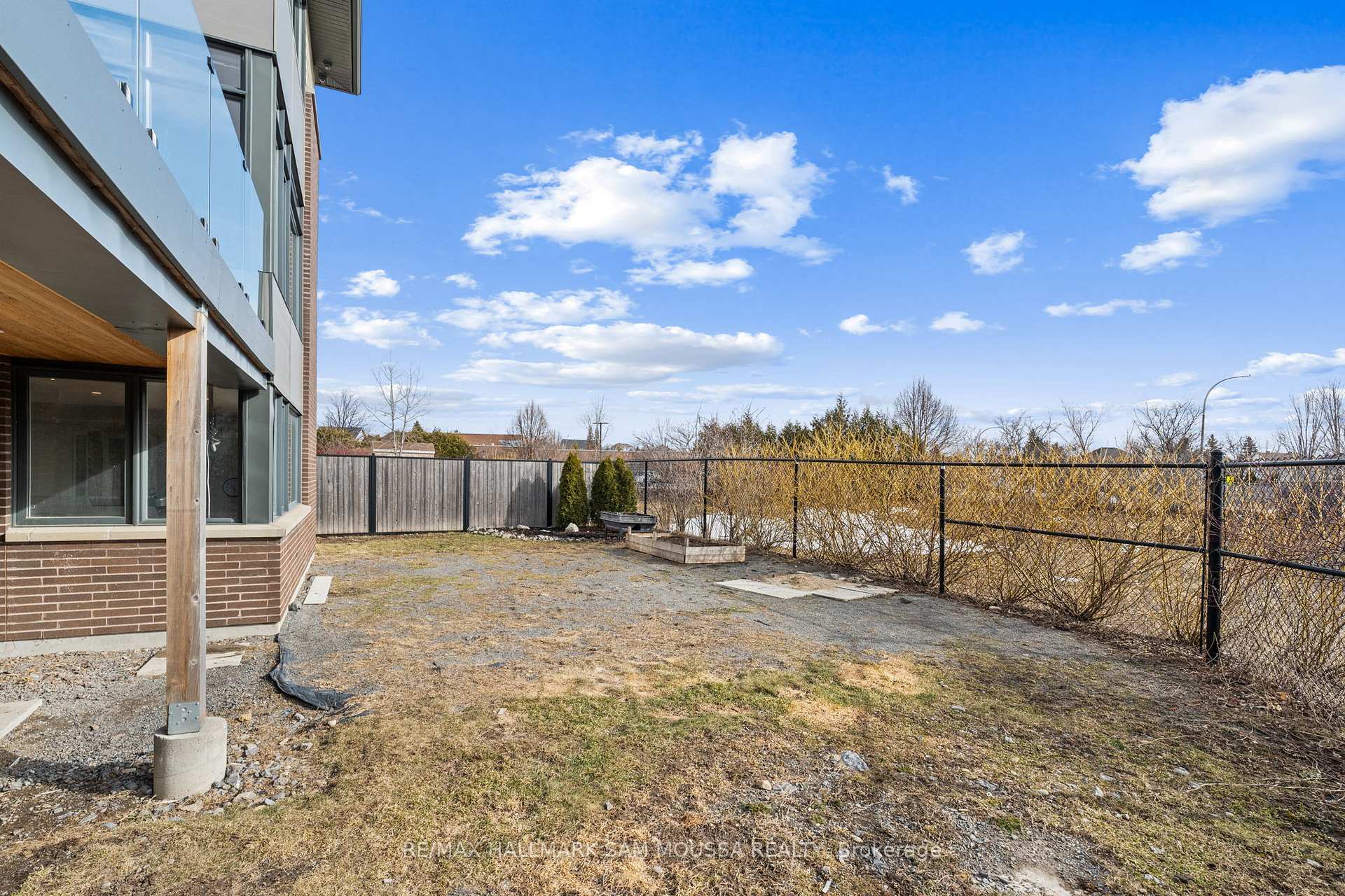 Photo 44 of 630 Bridleglen Crescent, Ottawa, Kanata - Emerald Meadows/Trailwest — HOMEH