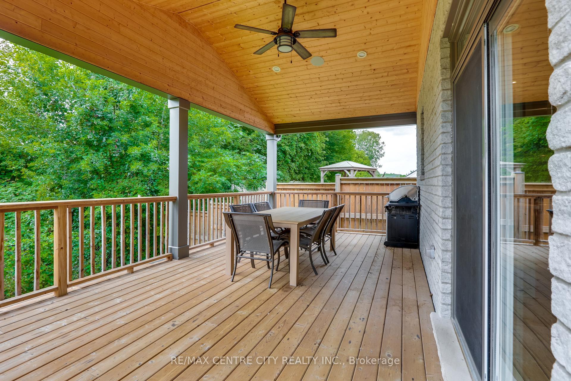 Photo 35 of 75 Caverhill Crescent, Middlesex Centre, Komoka — HOMEH