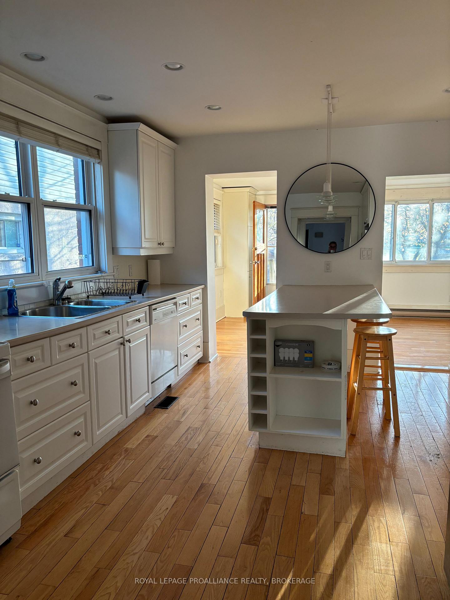 Photo 7 of 202 Victoria Street, Kingston, Central City East — HOMEH