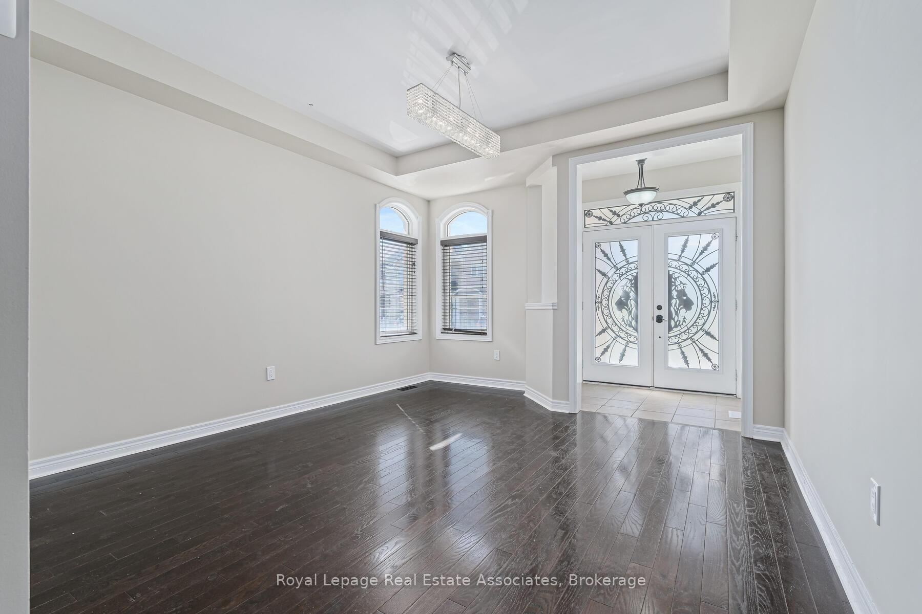 Photo 4 of 405 Hincks Drive, Milton, Clarke — HOMEH