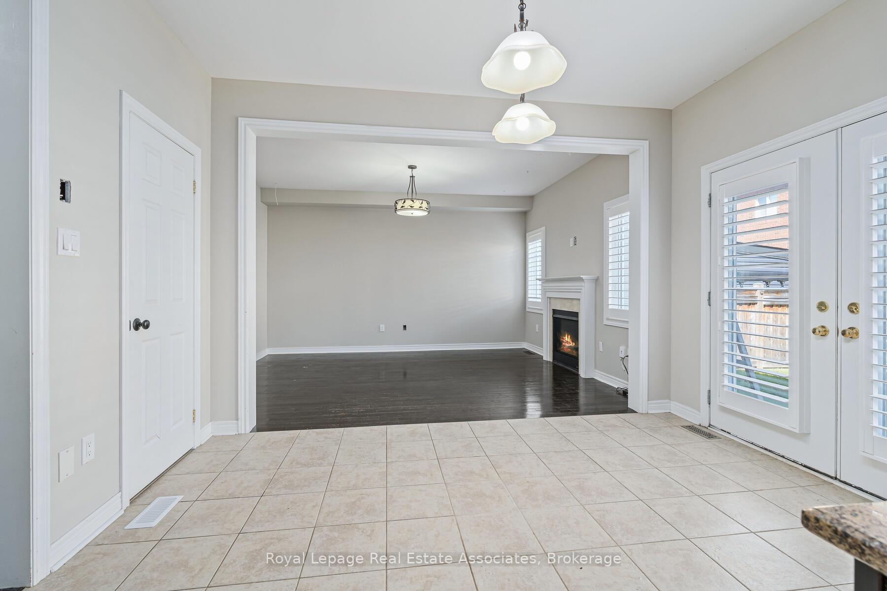 Photo 12 of 405 Hincks Drive, Milton, Clarke — HOMEH