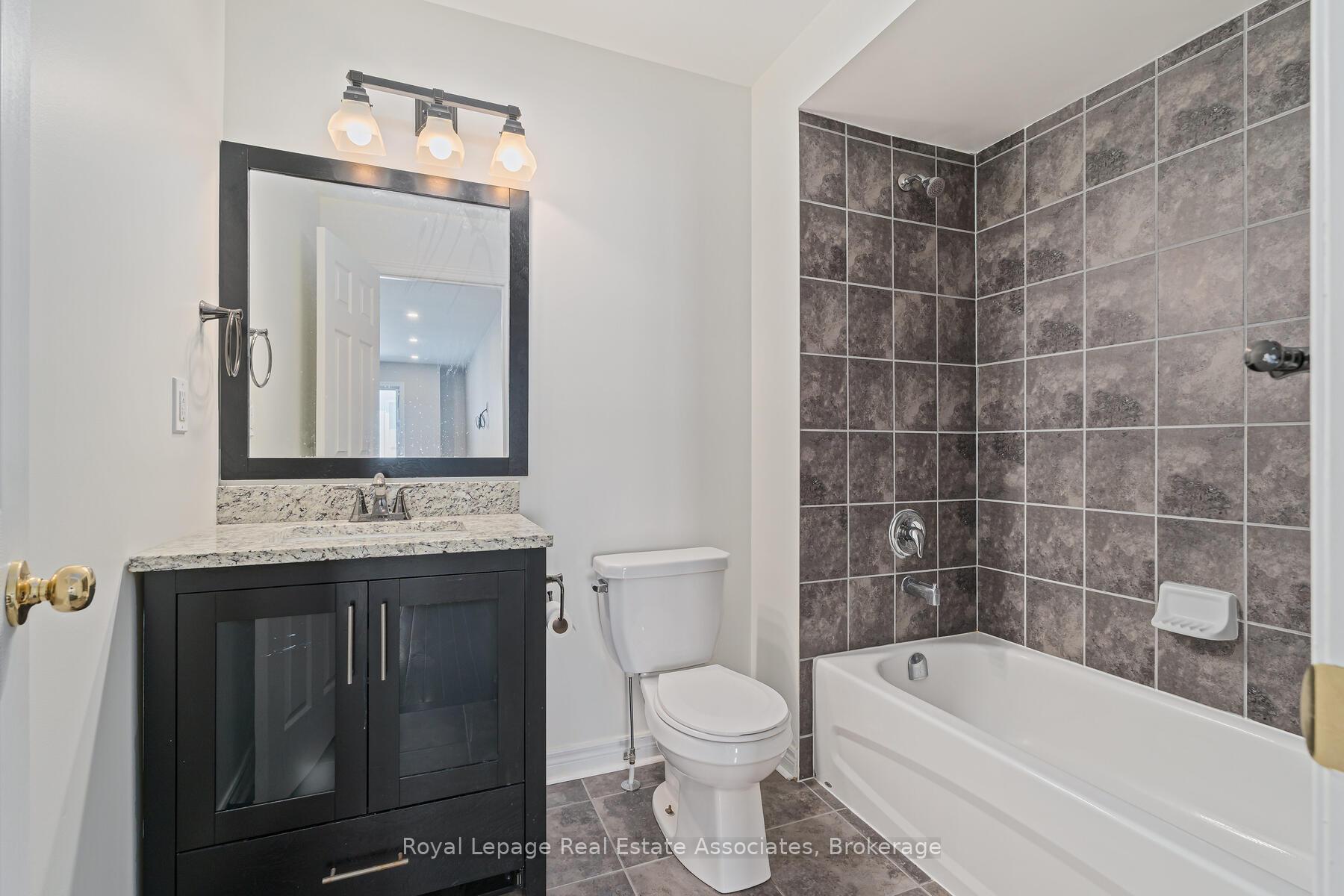 Photo 28 of 405 Hincks Drive, Milton, Clarke — HOMEH