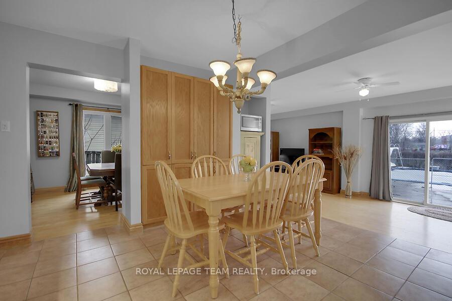 Photo 9 of 29 Glenmoriston Avenue, Ottawa, Kanata - Glencairn/Hazeldean — HOMEH