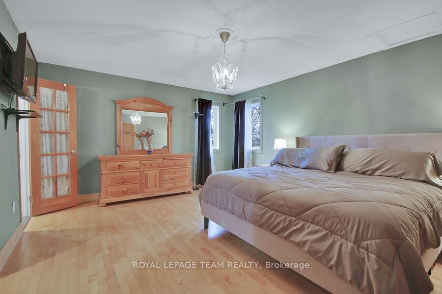Photo 22 of 29 Glenmoriston Avenue, Ottawa, Kanata - Glencairn/Hazeldean — HOMEH