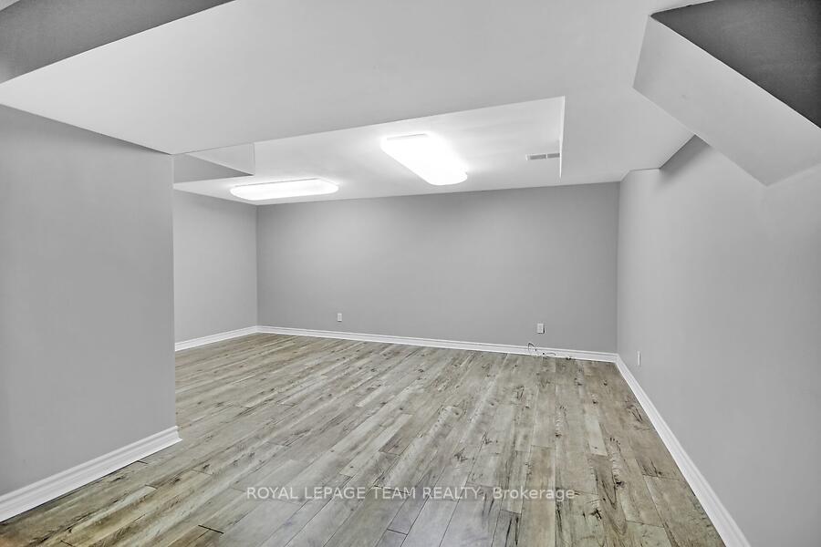 Photo 37 of 29 Glenmoriston Avenue, Ottawa, Kanata - Glencairn/Hazeldean — HOMEH