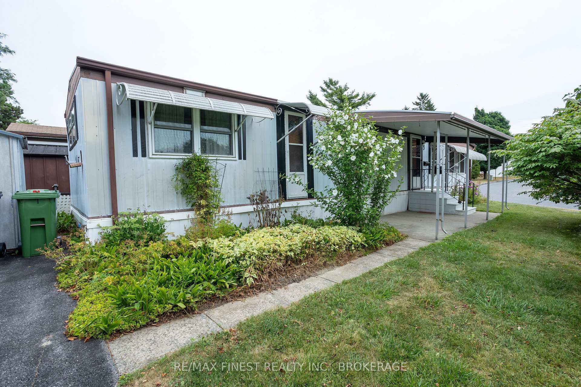 Photo 1 of 3 Wentworth Drive, Kingston, Rideau — HOMEH