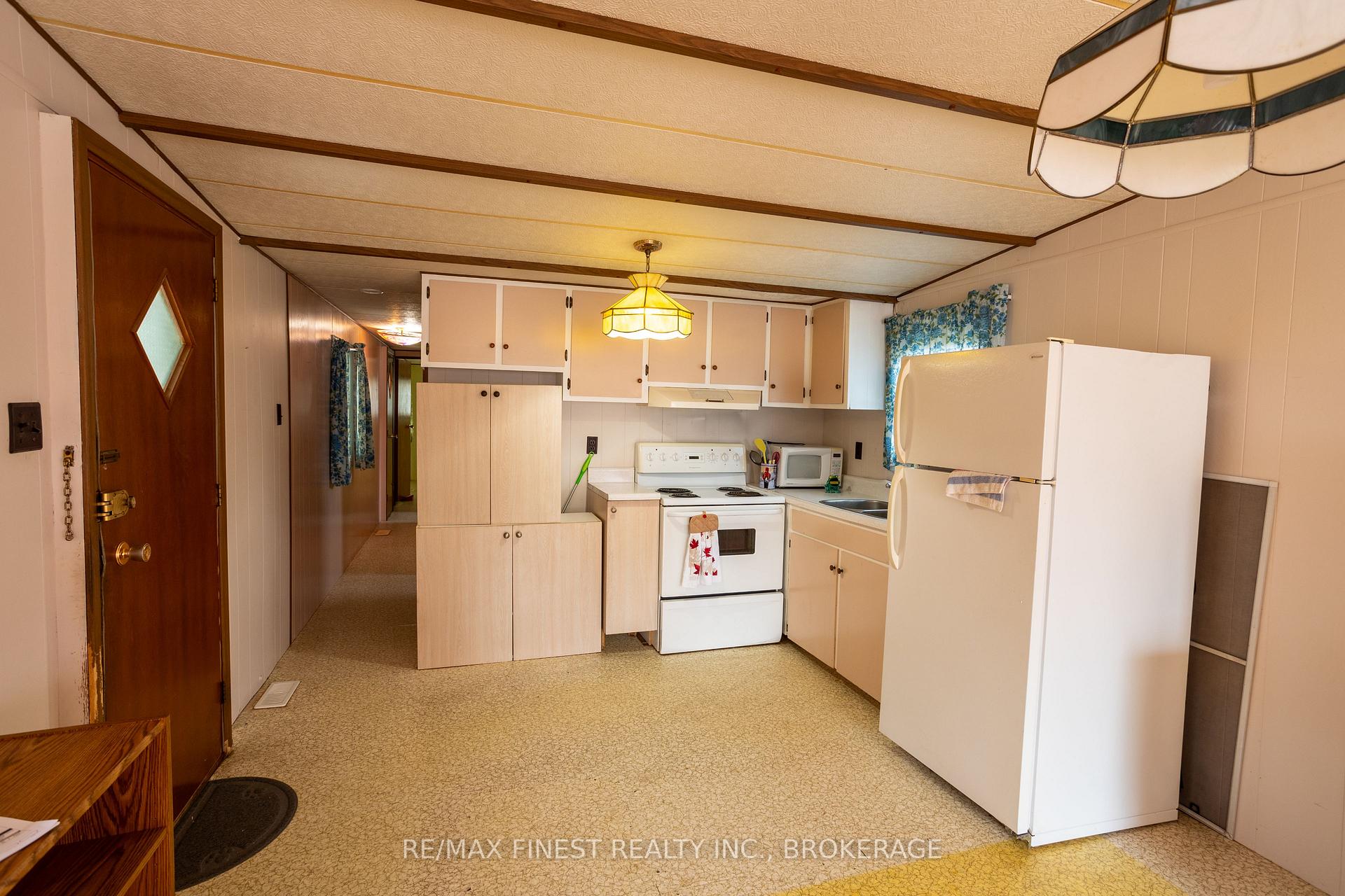 Photo 7 of 3 Wentworth Drive, Kingston, Rideau — HOMEH